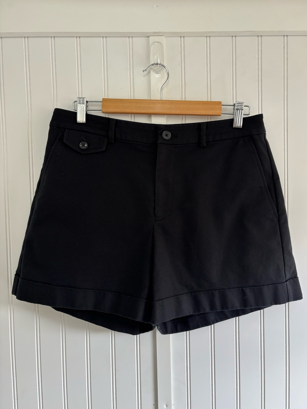 Black Label Lauren Ralph Lauren Black Cuffed Shorts Size 8 Classic Tailored